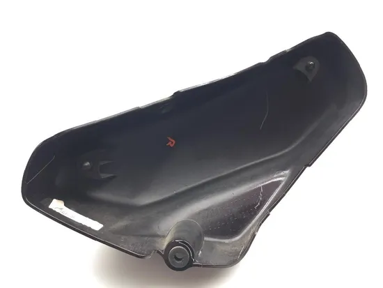 Right Side Cover 2009 Suzuki Boulevard C50 2060 x
