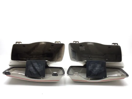 Saddlebags 1995 Harley-Davidson Electra Glide Ultra Classic FLHTCU 2162 x