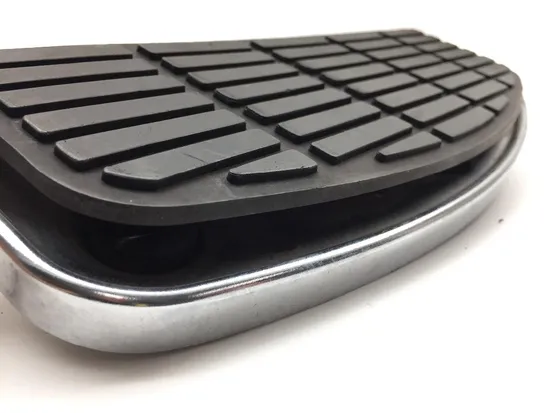 Right Driver Floorboard 1995 Harley Electra Glide Ultra Classic FLHTCU 2162 x