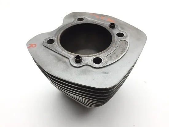 Front Rear Cylinder Jug Set 2004 Harley-Davidson Electra Glide FLHT 2177