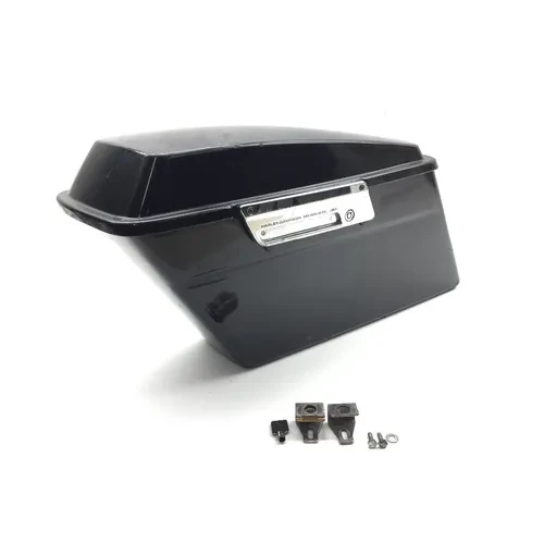 Left Saddlebag 2004 Harley-Davidson Electra Glide FLHT 2177 x 3
