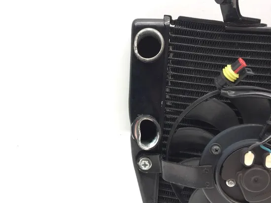 Radiator Cooling Front Fluid with Fan 2010 Ducati 1198 2174 x