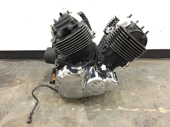 Engine Motor 2001 Yamaha V Star 650 XVS650 Custom 1029A