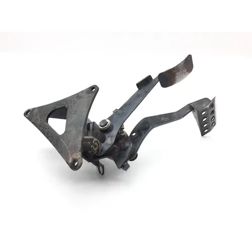 Throttle Brake Pedal Assembly 2016 Yamaha Wolverine R-Spec YXE 700 2199A 3