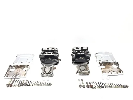 Front Rear Cylinder Head Set 99 Harley Electra Ultra Classic EFI FLHTCUI 2123 x