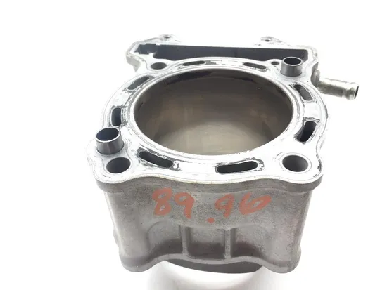 Engine Cylinder Jug 2008 Suzuki Quadsport Z400 LTZ400 2x4 2210 Parts