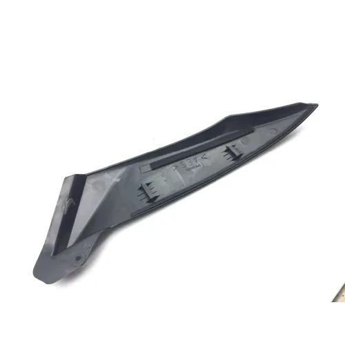Left Right Tank Shrouds Fairings Trim 2002 Yamaha YZF R1 2184A 16