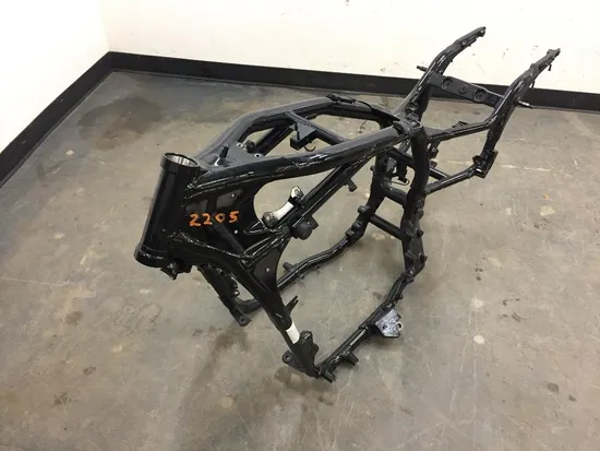 Main Frame Chassis 2003 Kawasaki Vulcan 1500 VN1500P Mean Streak 2205