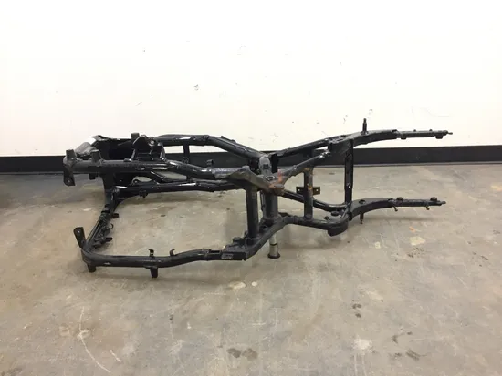 Main Frame Chassis 2003 Kawasaki Vulcan 1500 VN1500P Mean Streak 2205