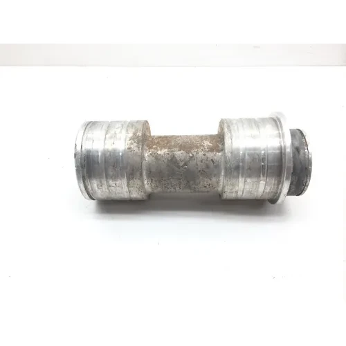 Rear Wheel Axle Bearing Carrier 2008 Suzuki Quadracer 450 LTR450 2x4 2235 Parts 9