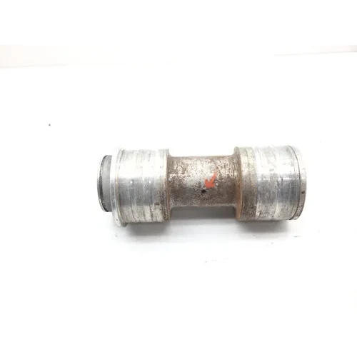 Rear Wheel Axle Bearing Carrier 2008 Suzuki Quadracer 450 LTR450 2x4 2235 Parts 3