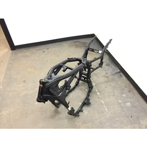 Main Frame Chassis 2002 Kawasaki Vulcan 1500 VN1500P Mean Streak 2189 3