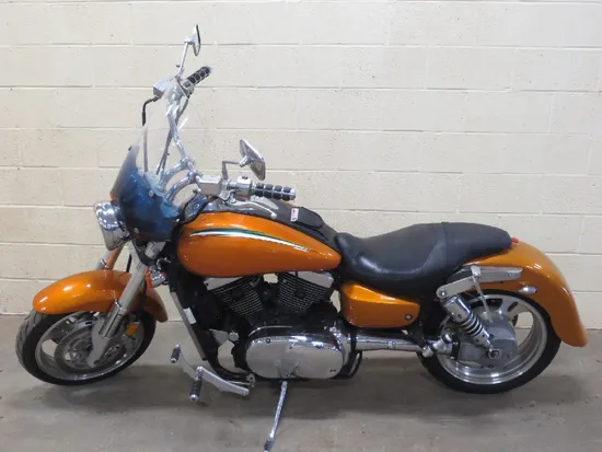 Main Frame Chassis 2002 Kawasaki Vulcan 1500 VN1500P Mean Streak 2189