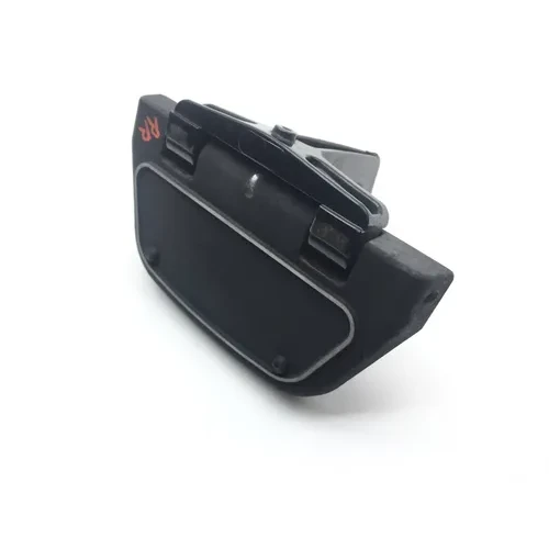 Right Passenger Floorboard 2004 Harley-Davidson Road King EFI FLHRI 2111 11