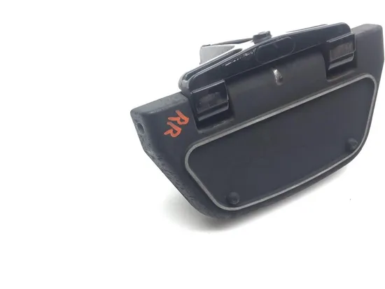 Right Passenger Floorboard 2004 Harley-Davidson Road King EFI FLHRI 2111