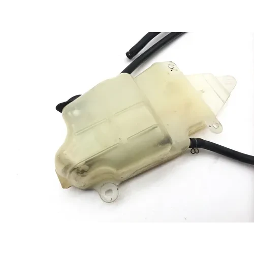 Engine Radiator Overflow Tank 02 Kawasaki Vulcan 1500 VN1500P Mean Streak 2189 4
