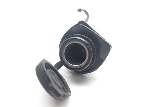 Rubicon 500 12 Volt Outlet from 2002 Honda