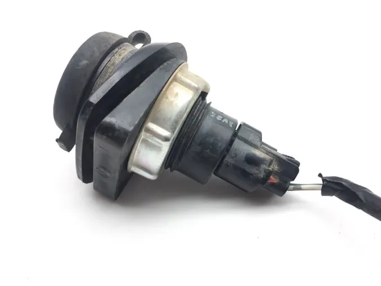 Rubicon 500 12 Volt Outlet from 2002 Honda