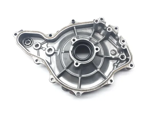 400 Foreman Outer Stator Cover from 1995 Honda Fourtrax 4x4