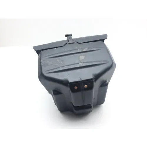 500 Rubicon Glove Box from 2005 Honda GPS 3
