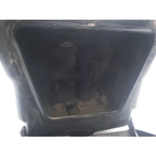 500 Rubicon Glove Box from 2005 Honda GPS 6