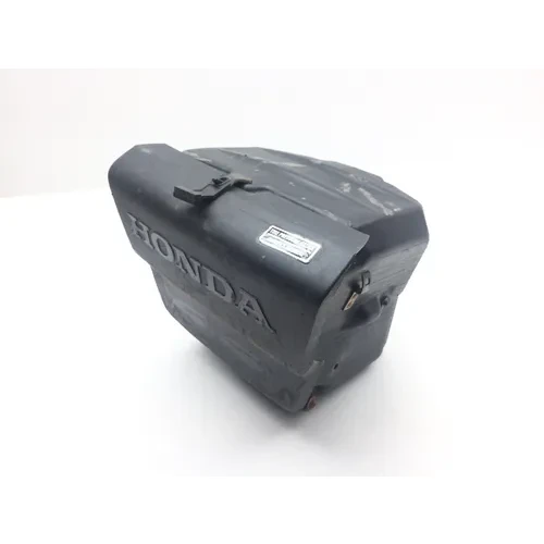 500 Rubicon Glove Box from 2005 Honda GPS 2