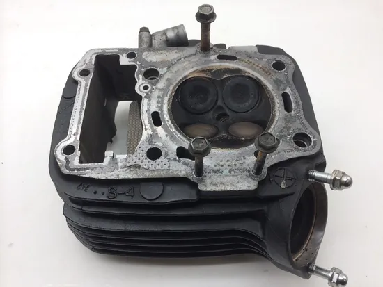 Engine Cylinder Head Complete W Cams Front 2005 Suzuki Boulevard S50 2218