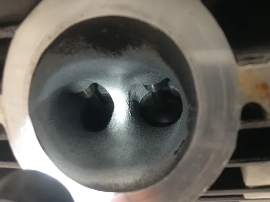 Engine Cylinder Head Complete W Cams Rear 2005 Suzuki Boulevard S50 2218