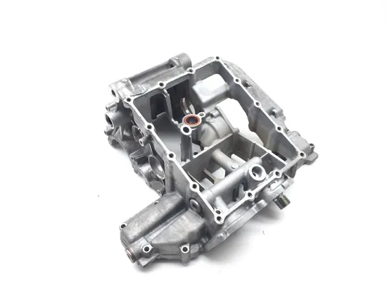 Upper Lower Center Cases Case 2005 Suzuki GSXR600 2285