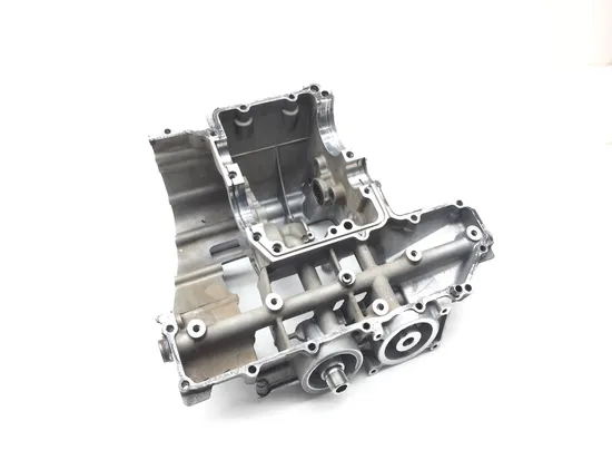 Upper Lower Center Cases Case 2005 Suzuki GSXR600 2285