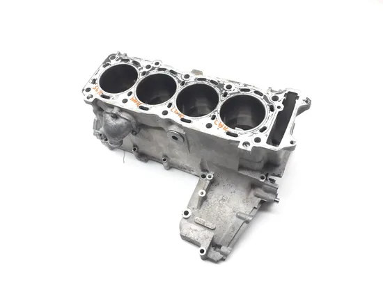 Upper Lower Center Cases Case 2001 Suzuki GSXR750 2282