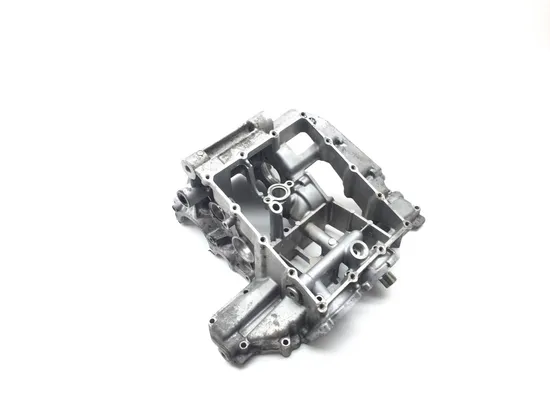 Upper Lower Center Cases Case 2001 Suzuki GSXR750 2282