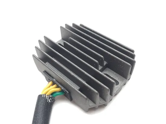 Ignition Voltage Regulator 2001 Suzuki GSXR750 2282