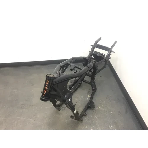 Main Frame Chassis 2002 Kawasaki Vulcan 1500 VN1500L Nomad FI 2281 7