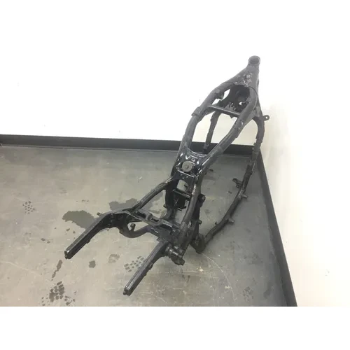 Main Frame Chassis 2002 Kawasaki Vulcan 1500 VN1500L Nomad FI 2281 15
