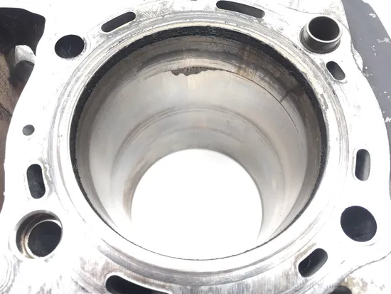 Engine Cylinder Jug Rear 2002 Kawasaki Vulcan 1500 VN1500L Nomad FI 2281 x