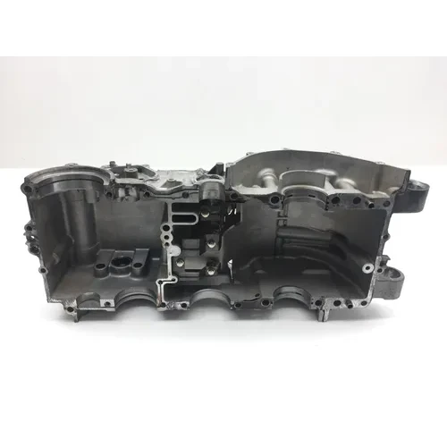 Upper Lower Center Cases Case 2006 Suzuki Boulevard M109R 2292A x 9