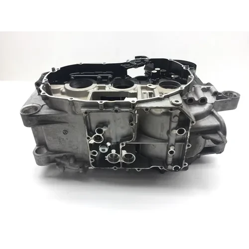 Upper Lower Center Cases Case 2006 Suzuki Boulevard M109R 2292A x 5