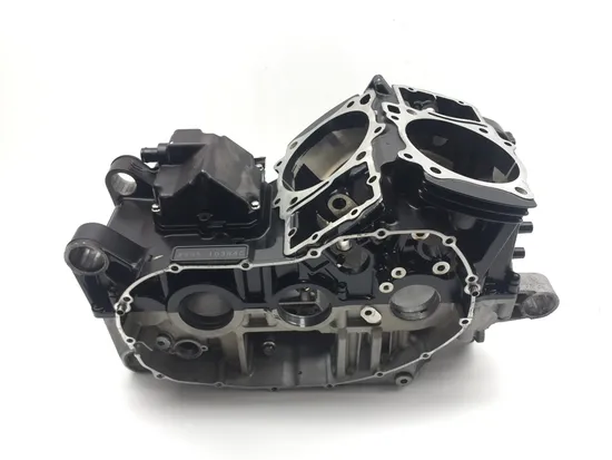 Upper Lower Center Cases Case 2006 Suzuki Boulevard M109R 2292A x