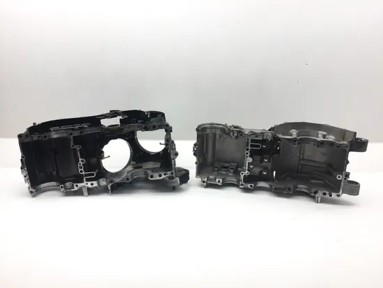 Upper Lower Center Cases Case 2006 Suzuki Boulevard M109R 2292A x