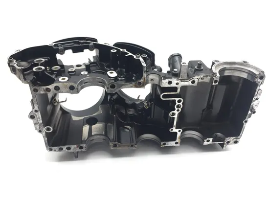 Upper Lower Center Cases Case 2006 Suzuki Boulevard M109R 2292A x