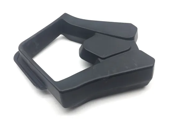 Head Rest B 2014 Can-Am Maverick 1000R 4x4 XXC DPS 2306