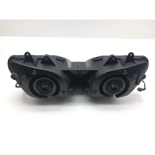 Headlight Front Headlamp 2002 Yamaha YZF R1 2304 x 3