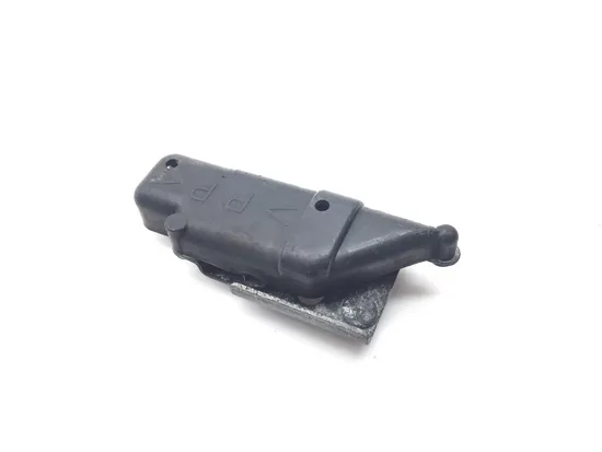 Rear Seat Trunk Latch 2002 Yamaha YZF R1 2304A