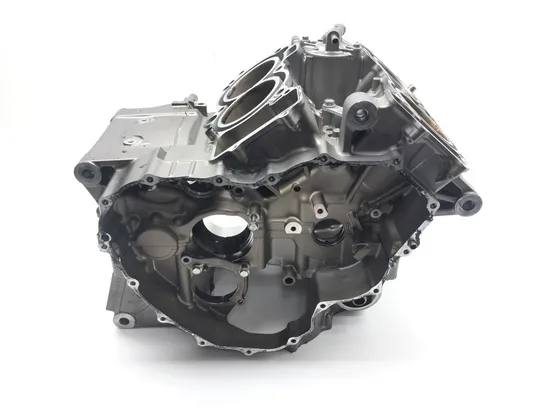 VFR 1200 Upper Lower Center Cases Case from 2010 Honda VFR1200A 2309A