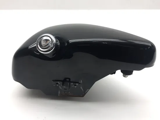 Engine Oil Tank 2001 Harley-Davidson Sportster 883 XLH883 2316 x