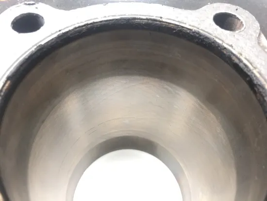 Front Rear Cylinder Jugs w Pistons 04 Harley Heritage Softail EFI FLSTCI 2327 x