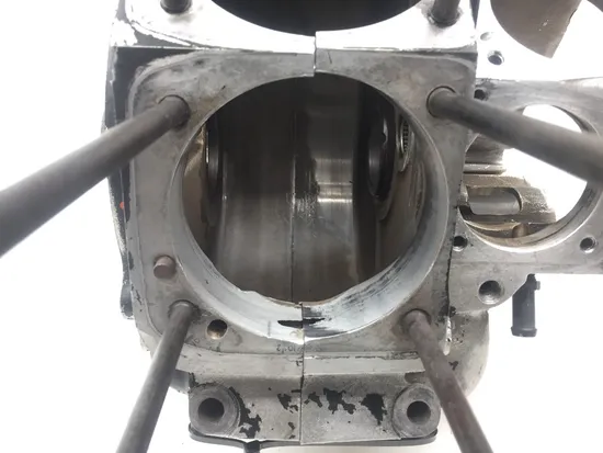 Engine Left Right Center Cases 1988 Harley-Davidson Electra Glide FLHT 2329 x