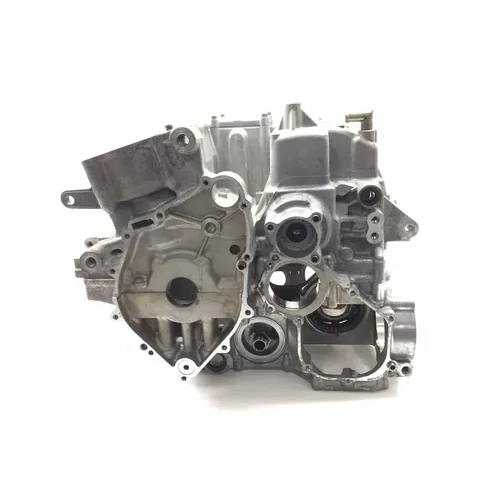 Upper Lower Center Cases Case 2004 Yamaha FJR1300 2335A x 2