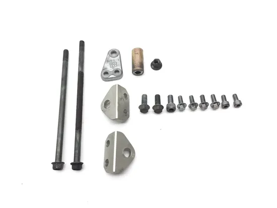 Engine Motor Mounts 2004 Yamaha FJR1300 2335A